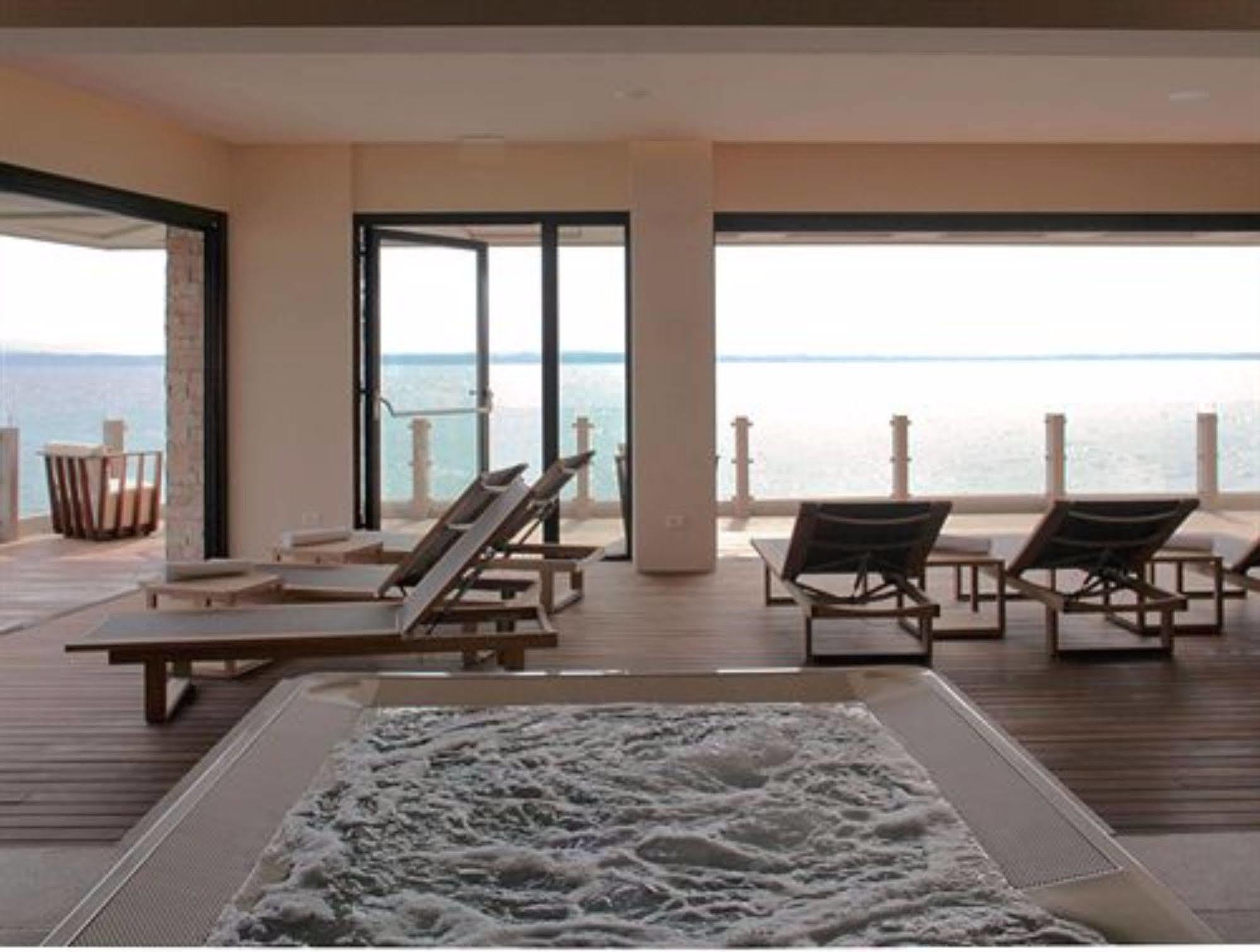 Grand Hotel Terme Sirmione Kültér fotó Spa