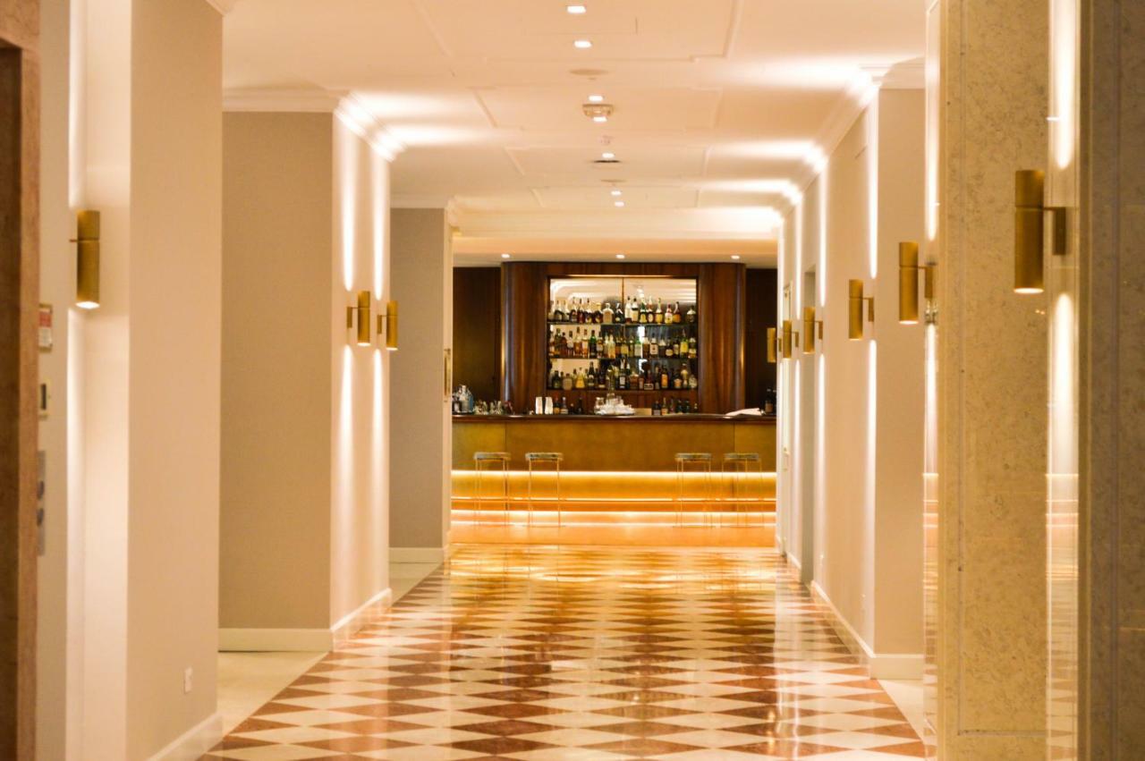 Grand Hotel Terme Sirmione Kültér fotó The lobby